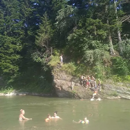 у богдана Luxussátor