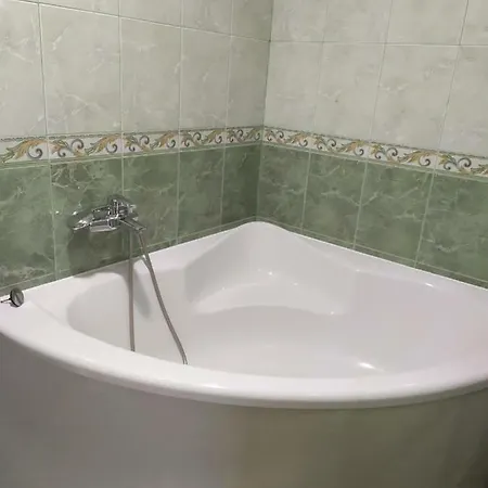 у богдана Luxussátor